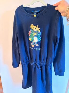 Polo Ralph Lauren
Girls Navy Blue Bear Graphic
Sweater Dress